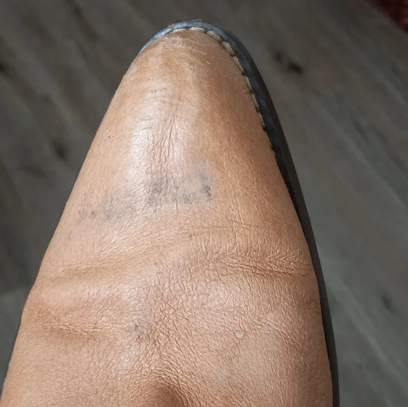 Beautiful Hand Crafted floral Western Boots - Picture 11 of 13